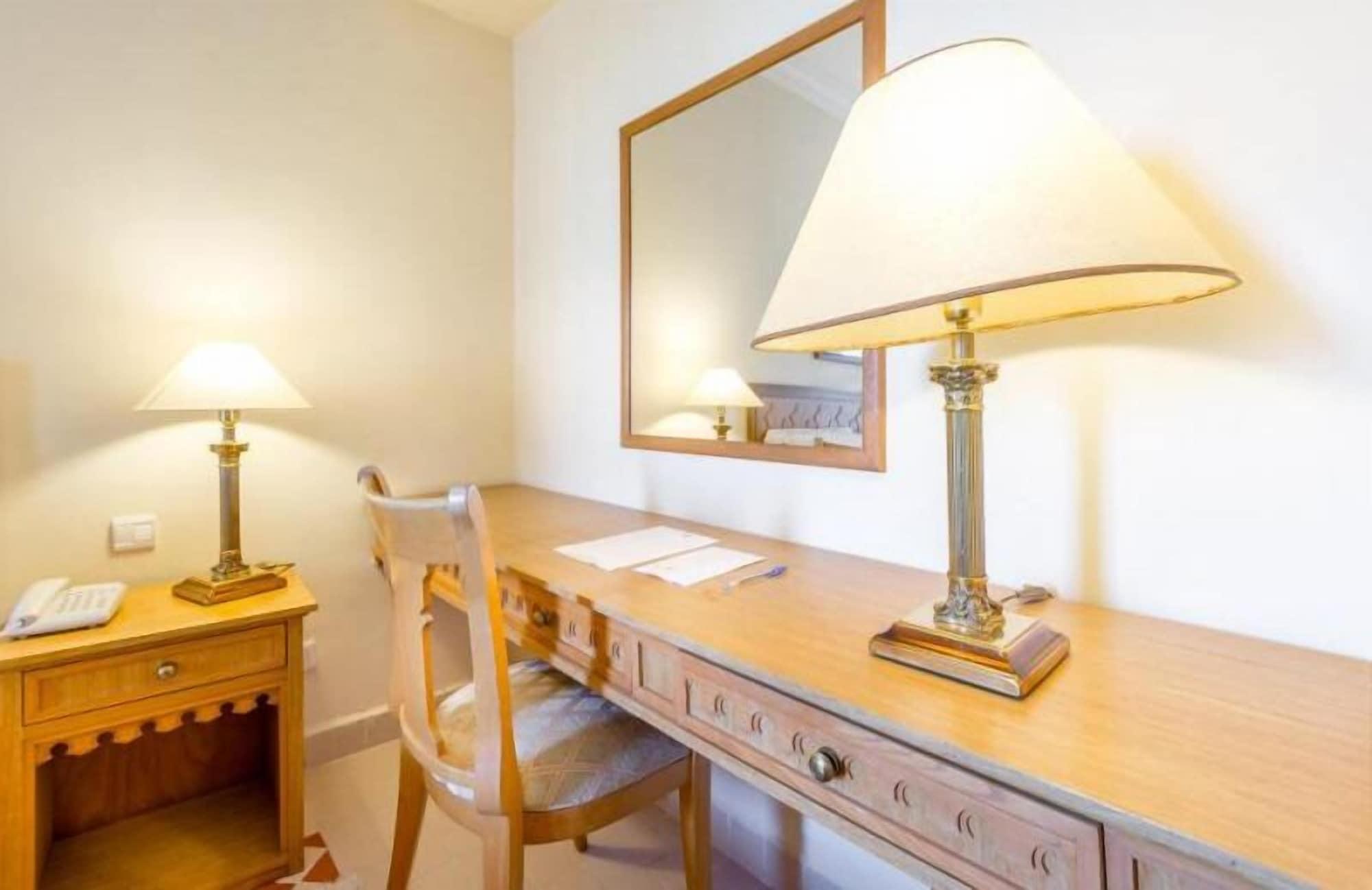 Farah Safi Hotel Ngoại thất bức ảnh