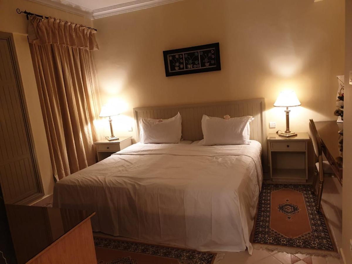Farah Safi Hotel Ngoại thất bức ảnh