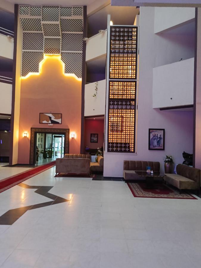 Farah Safi Hotel Ngoại thất bức ảnh